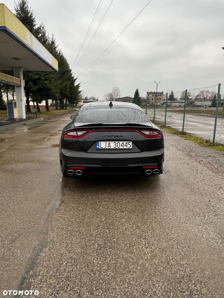 Kia Stinger 2.0 T-GDI GT Line - 4