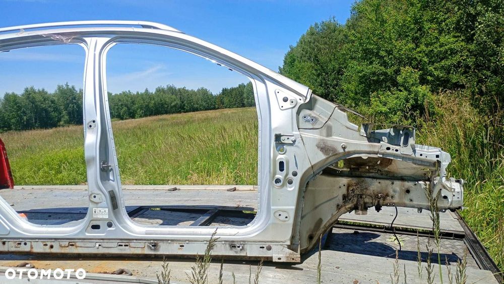 Podłużnica, próg, słupek, poszycie błotnika tył prawy Ford KUGA MK2 Moondust Silver 0D - 1