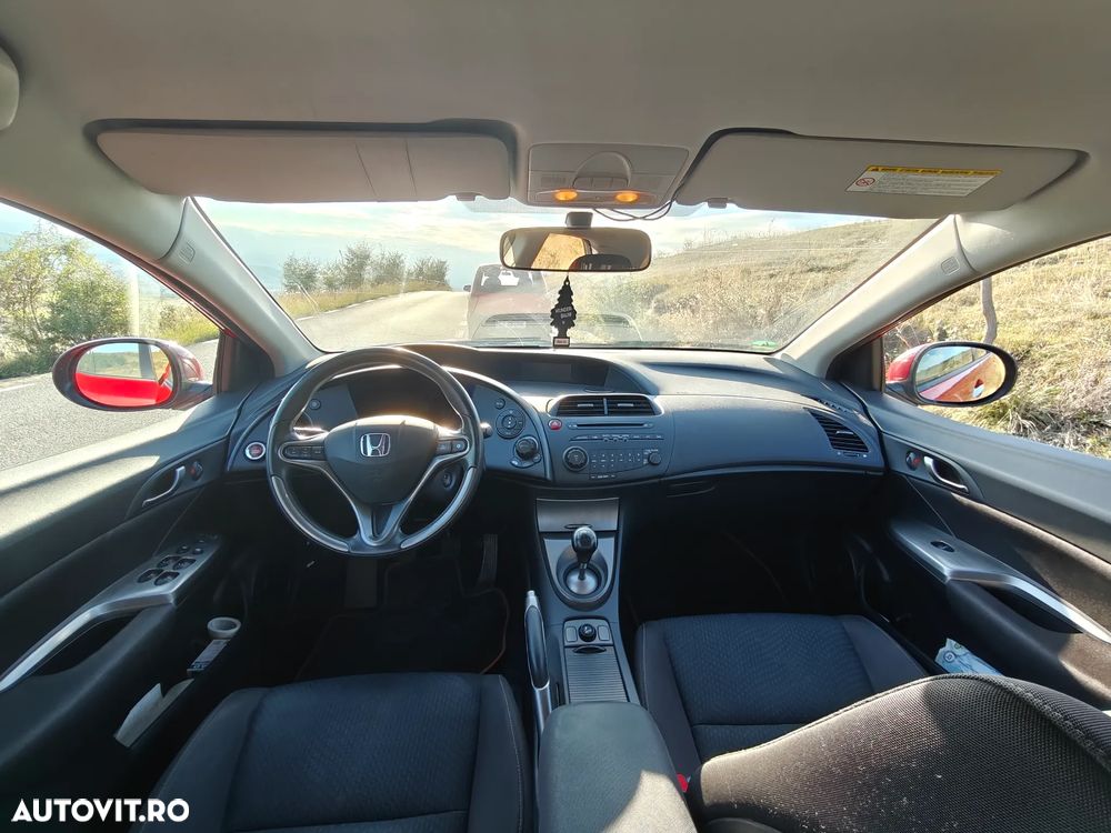 Honda Civic 1.4 i-VTEC MT Comfort - 18