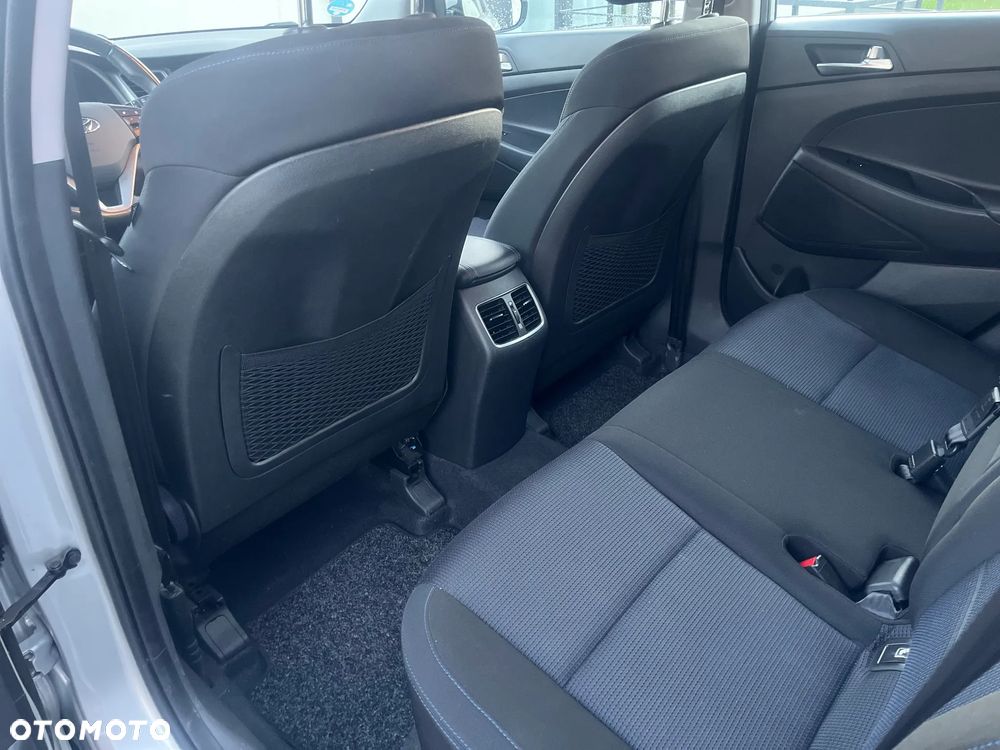 Hyundai Tucson 1.6 Turbo 2WD Navi - 11