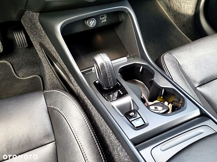 Volvo XC 40 T3 Geartronic Inscription - 29
