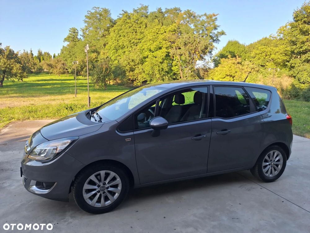 Opel Meriva 1.4 T Cosmo S&S - 22