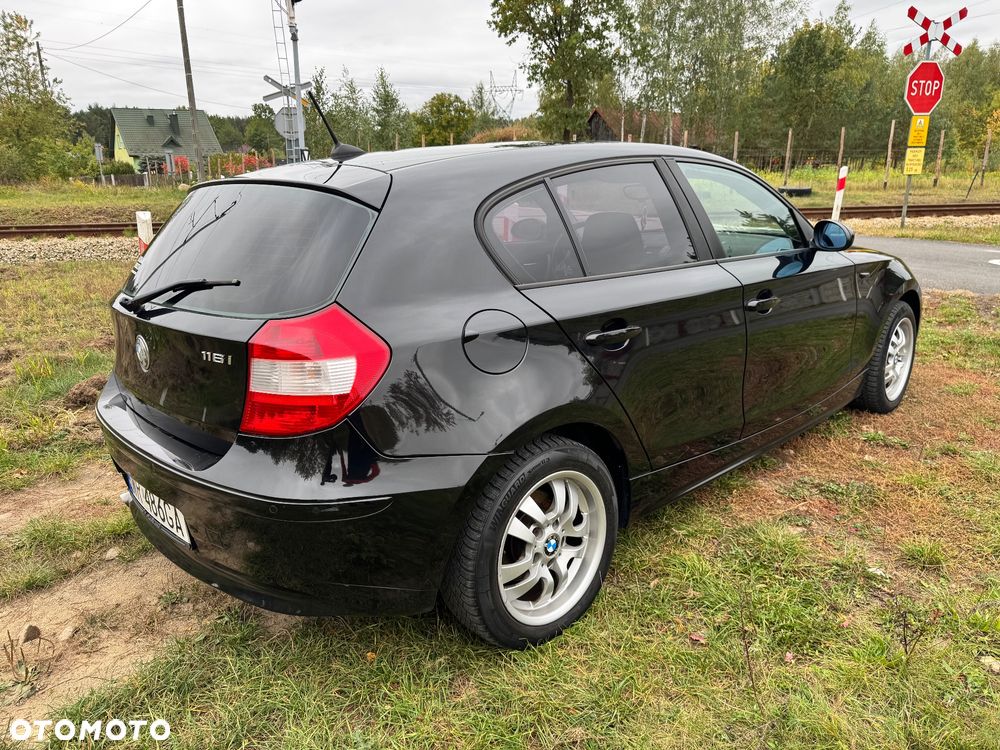 BMW Seria 1 2005 photo 5