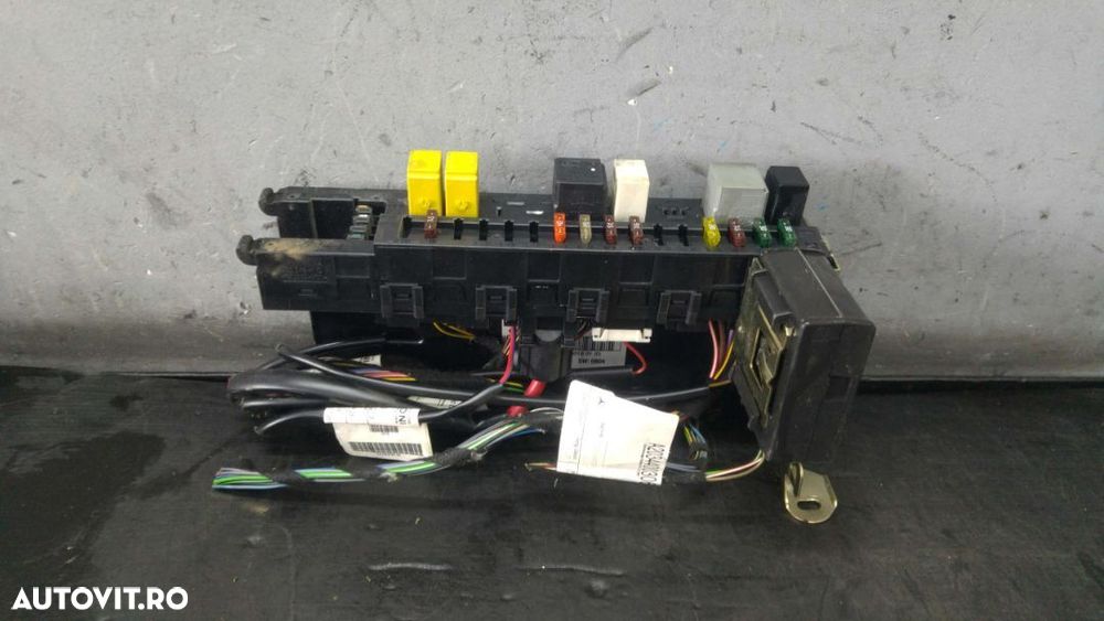 Panou sigurante modul alarma 2.2 cdi mercedes c class w203 a2118209126 2035453801 5dk00848613 - 1