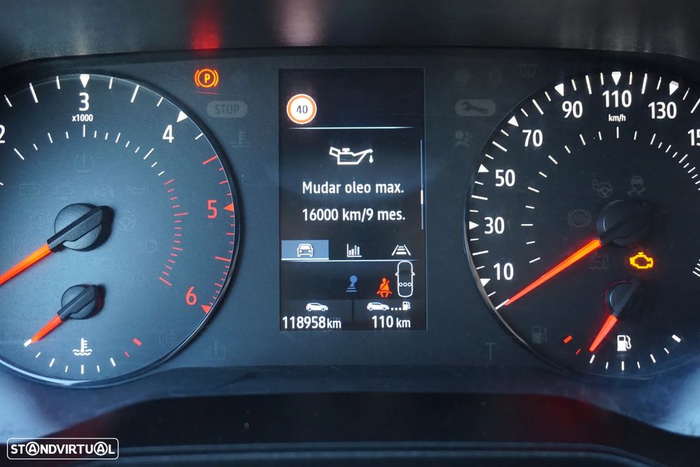 Renault Clio BLUE dCi 85 EXPERIENCE - 32