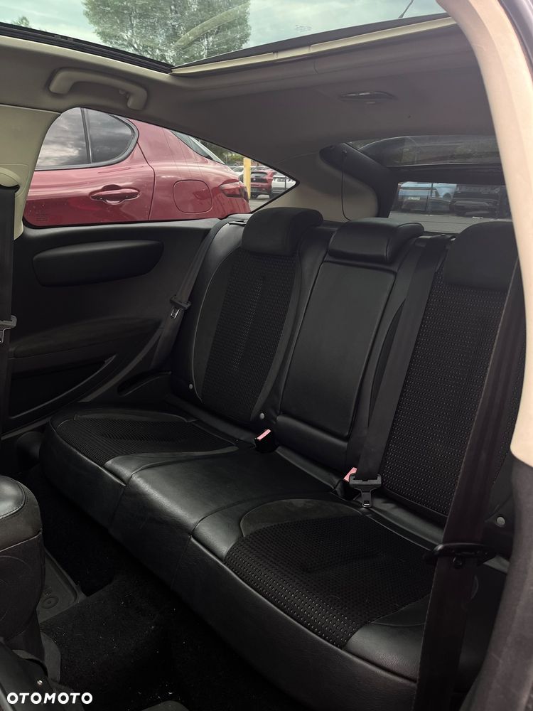 Citroën C4 2.0 16V VTS - 5