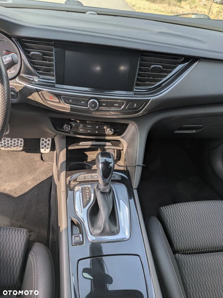 Opel Insignia 2.0 T 4x4 Elite S&S - 8