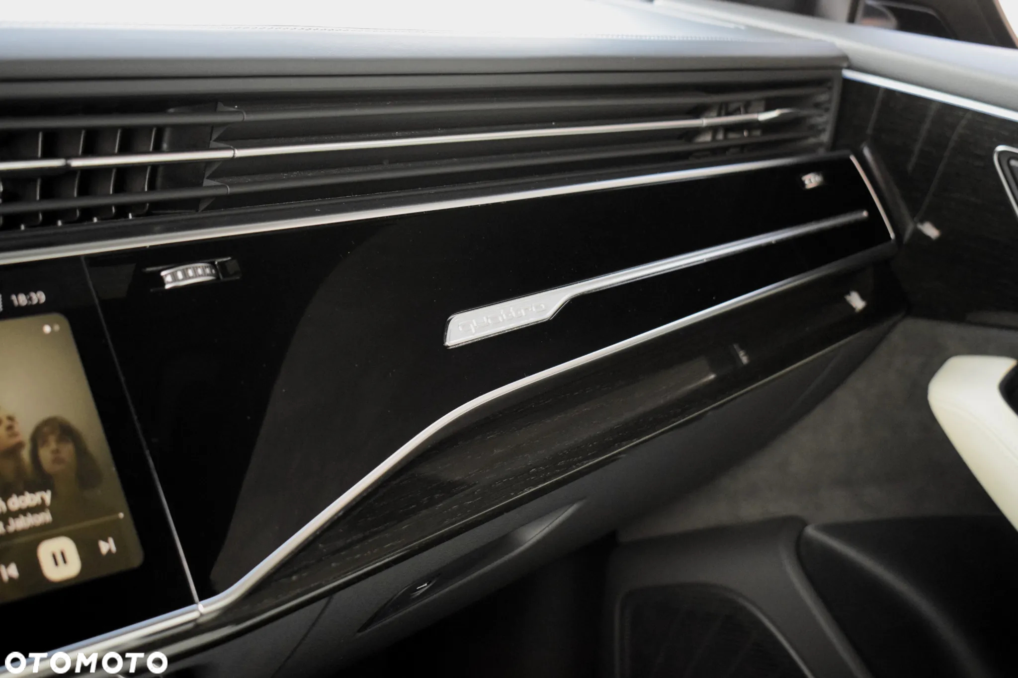 Audi SQ8 - 35