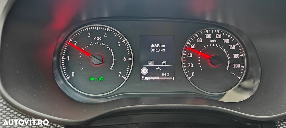 Dacia Logan TCe 100 Expression - 8