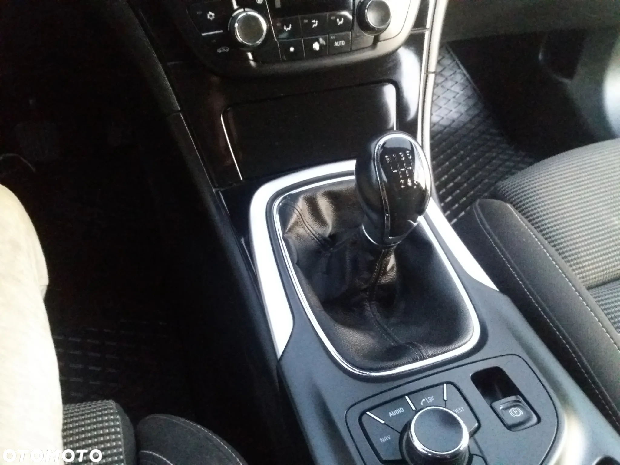 Opel Insignia 2.0 CDTI Sports Tourer ecoFLEX Cosmo - 18
