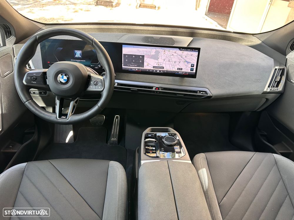 BMW iX xDrive 45 Pack Desportivo - 12