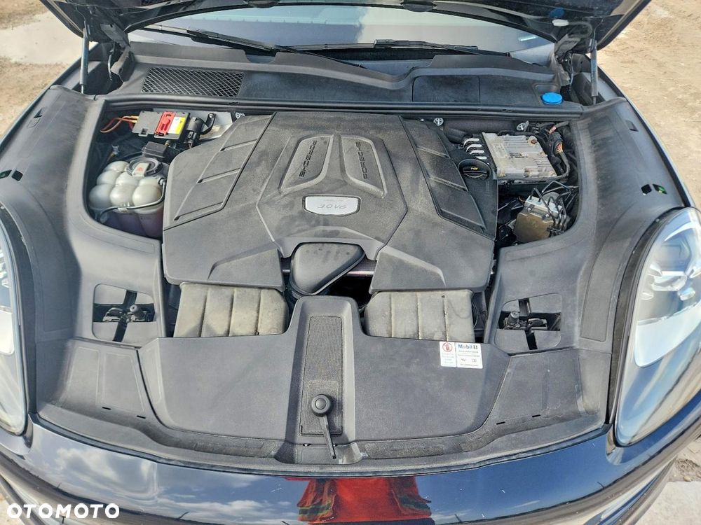 Porsche Cayenne Standard - 11