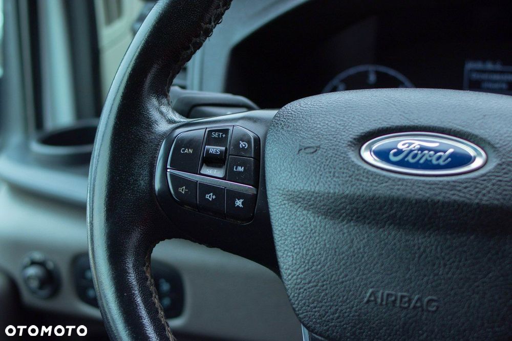 Ford Transit - 27