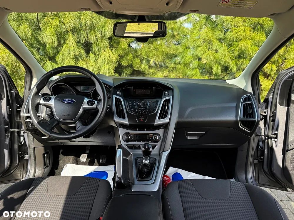 Ford Focus 1.6 TDCi DPF Titanium - 32