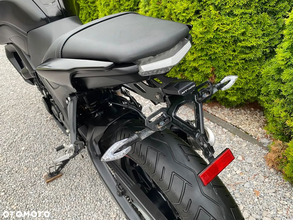 Yamaha MT - 22