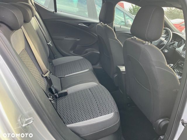 Opel Astra 1.2 T Edition S&S - 6