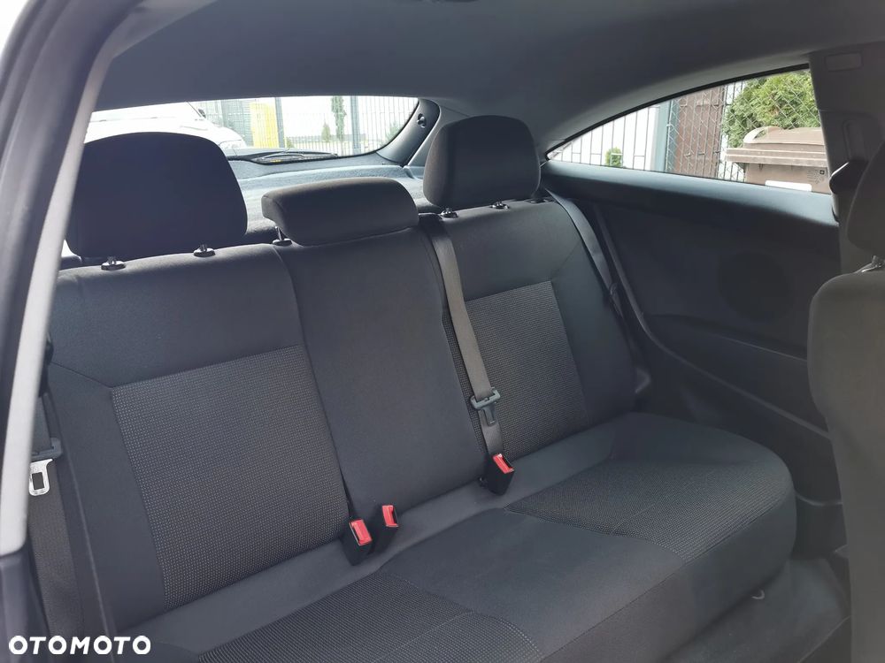 Opel Astra 1.6 Innovation - 12