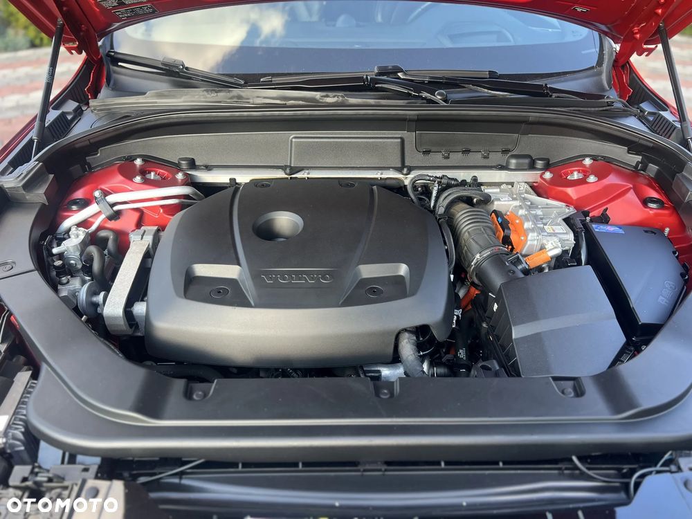 Volvo XC 60 T8 AWD Plug-In Hybrid Polestar Engineered - 24