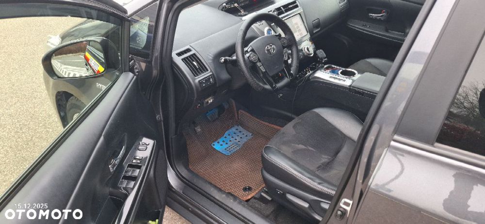 Toyota Prius+ (Hybrid) Comfort - 13