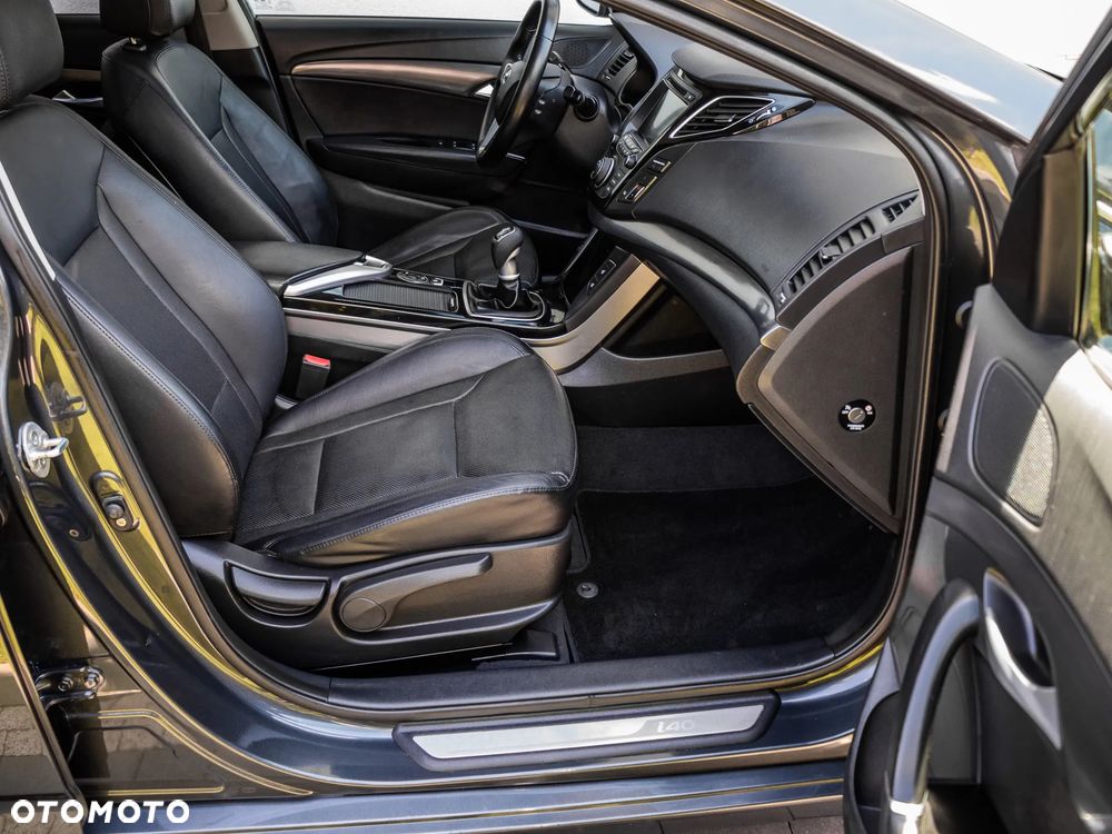 Hyundai i40 Kombi 1.7 CRDi Premium - 14