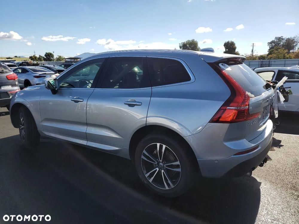 Volvo XC 60 T5 Geartronic Momentum - 3