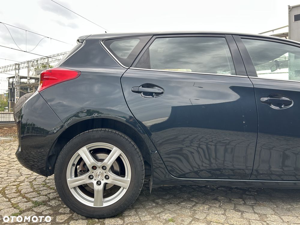 Toyota Auris - 37