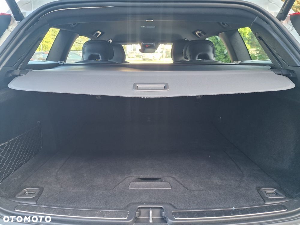 Volvo V60 B4 D Plus Dark - 18