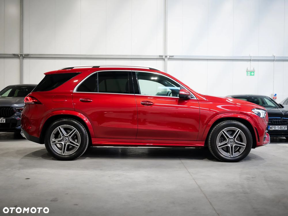 Mercedes-Benz GLE 300 d 4Matic 9G-TRONIC AMG Line - 11