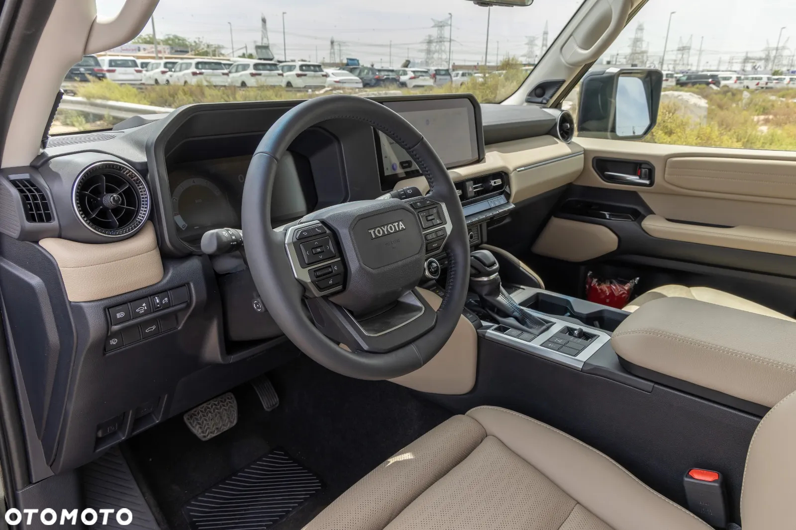Toyota Land Cruiser - 16