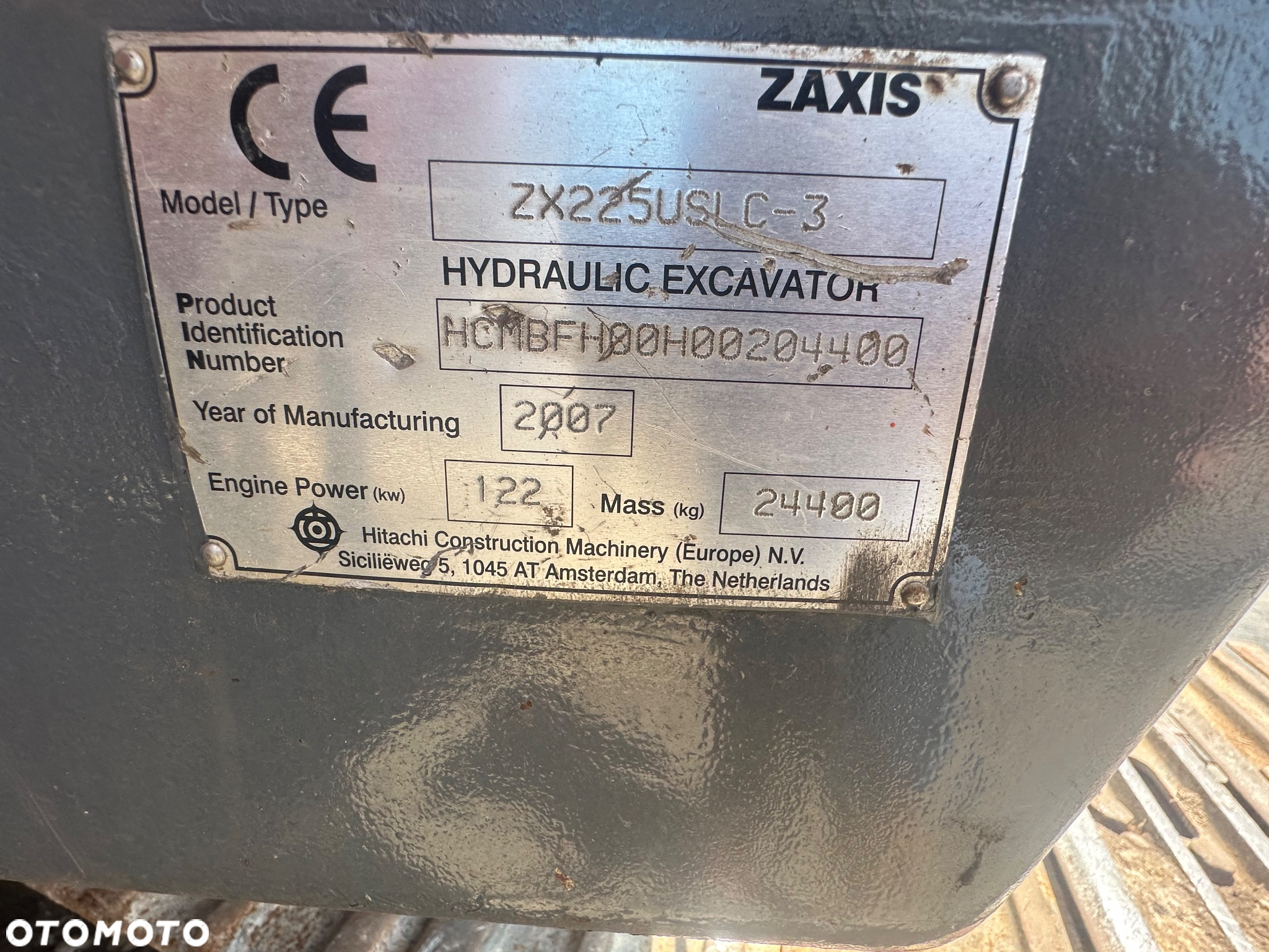 Hitachi ZAXIS ZX 225 USLC - 3 - 6