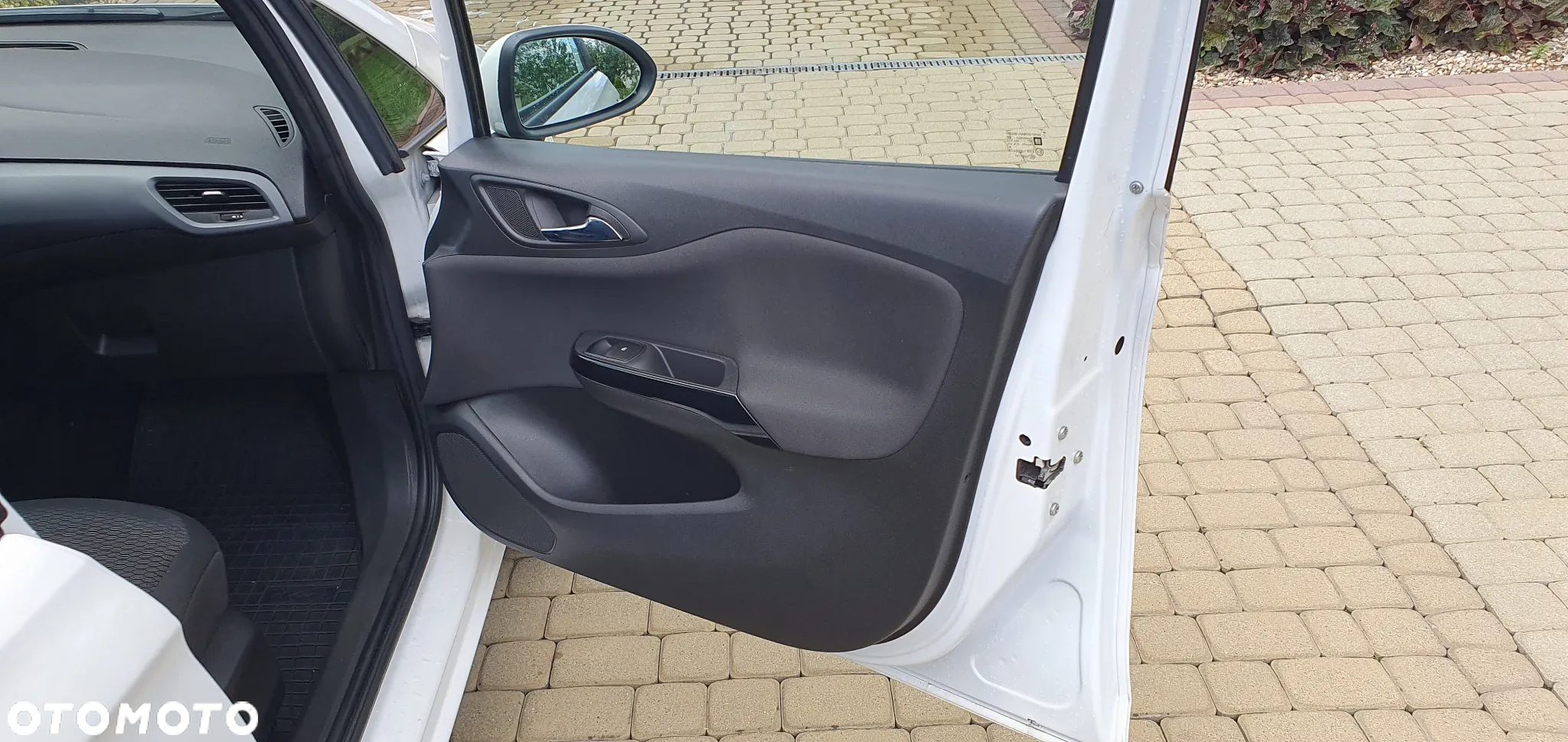 Opel Corsa 1.4 Cosmo - 21