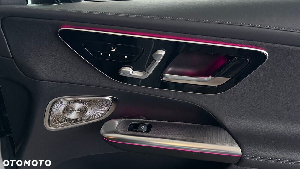 Mercedes-Benz GLC - 13