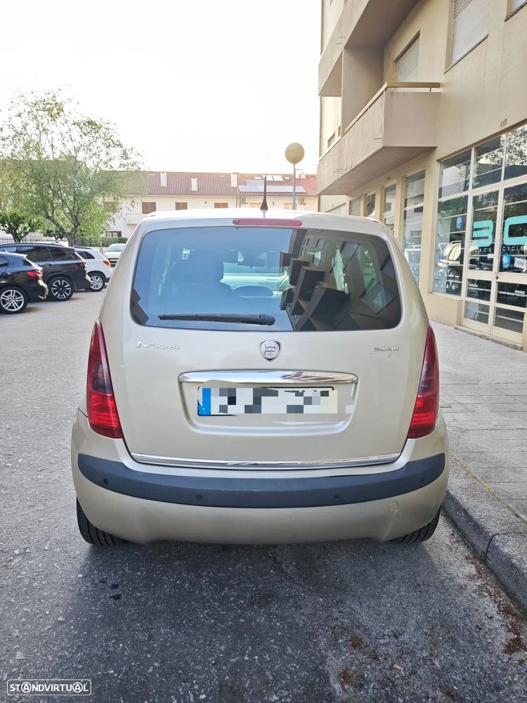 Lancia Musa 1.3 16V M-jet Platino - 4