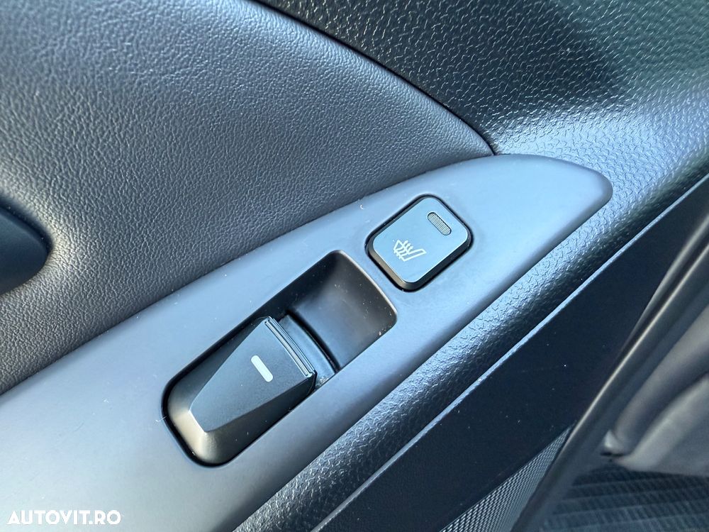 Hyundai ix35 2.0 CRDI 4WD Trend - 13