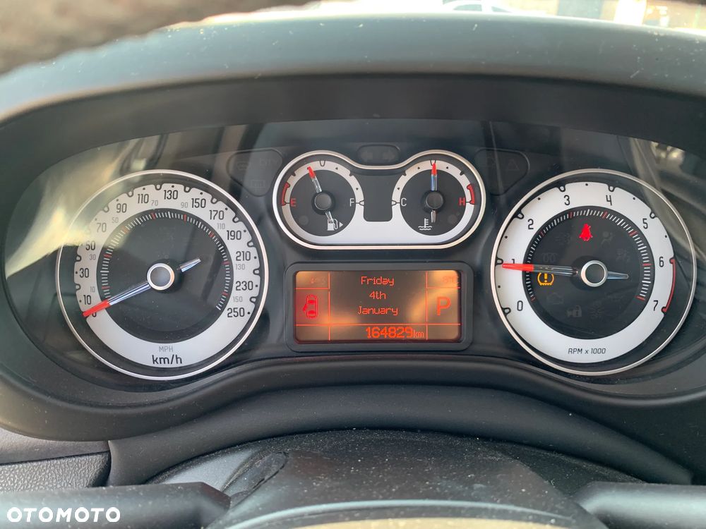 Fiat 500L - 13