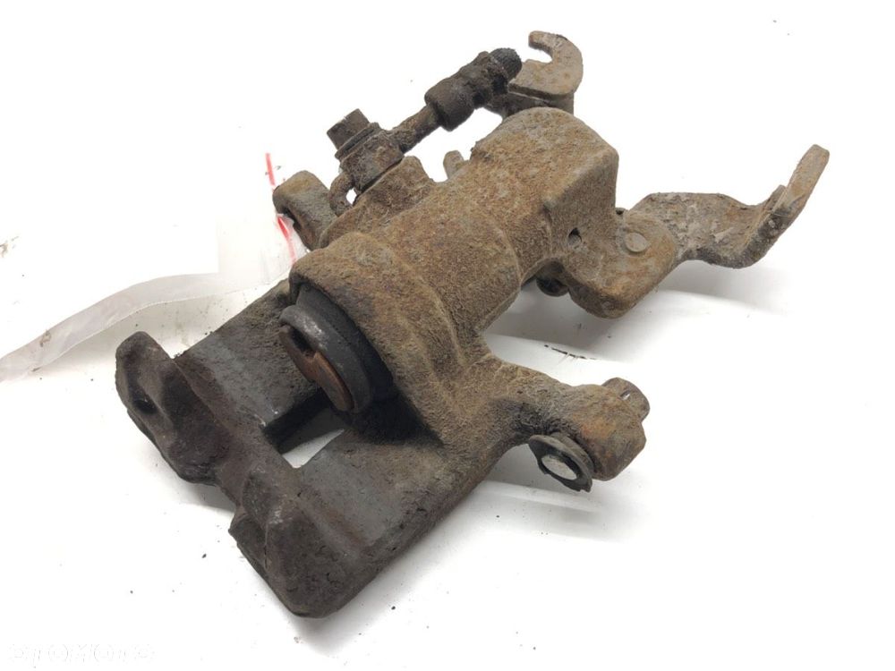 ZACISK LEWY TYŁ  MAZDA 6 Station Wagon (GY) 2002 - 2008 2.0 DI (GY19) 105 kW [143 KM] olej - 3