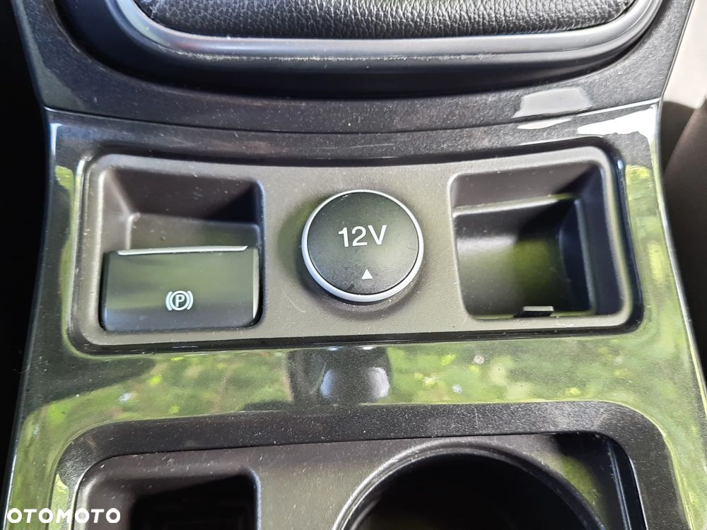 Ford Kuga 1.5 EcoBoost 2x4 ST-Line - 40