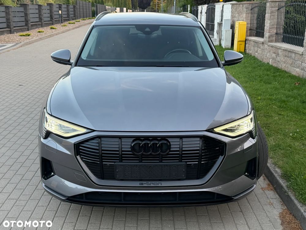 Audi e-tron 55 Quattro Advanced - 32