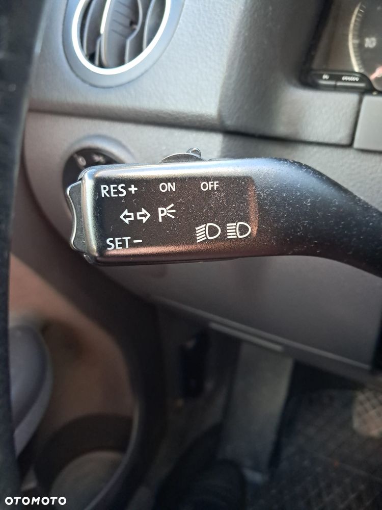 Volkswagen Golf Plus 1.6 Tour - 17