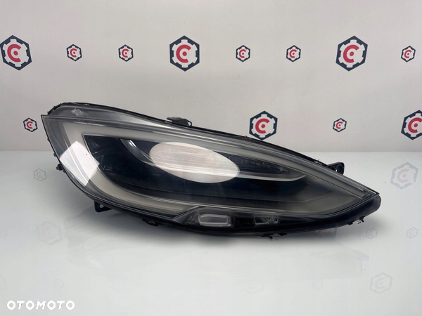 LAMPA PRAWA PRZÓD TESLA MODEL S FULL LED