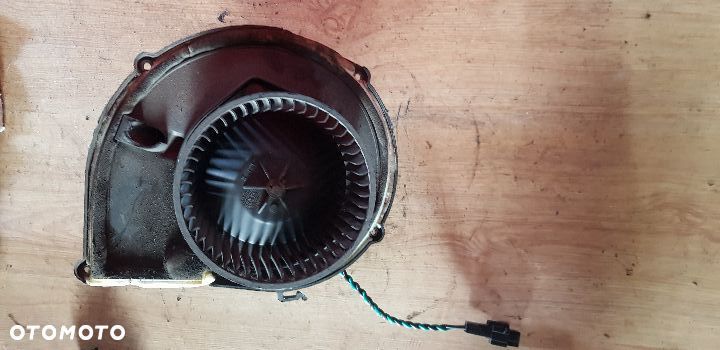 SILNK DMUCHAWY CHRYSLER VOYAGER II  4611196 - 2