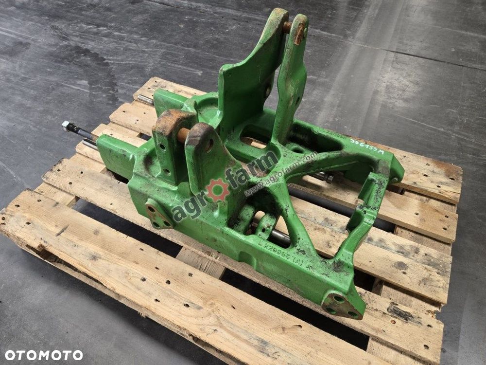 Wspornik przedniego mostu John Deere 6155M - 1