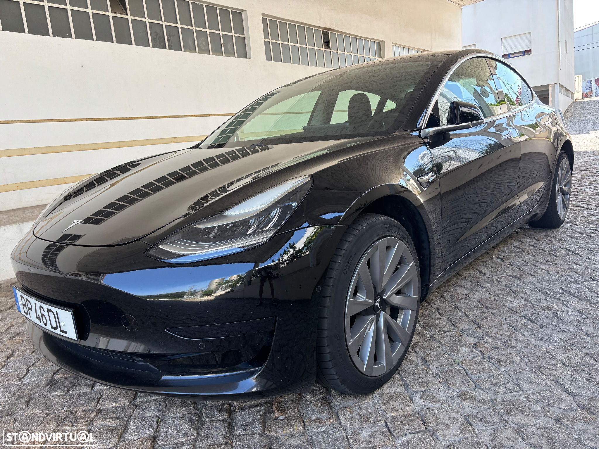 Tesla Model 3 Standard Range Plus RWD - 5