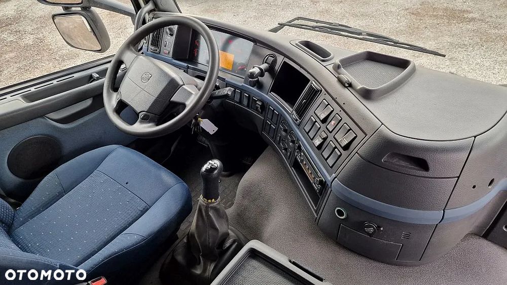 Volvo FM 440 8x4 Hds/17m/Pilot - 17