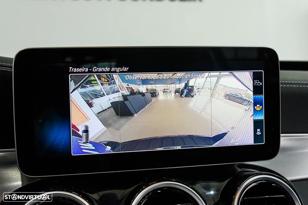 Mercedes-Benz C 300 d AMG Line - 29