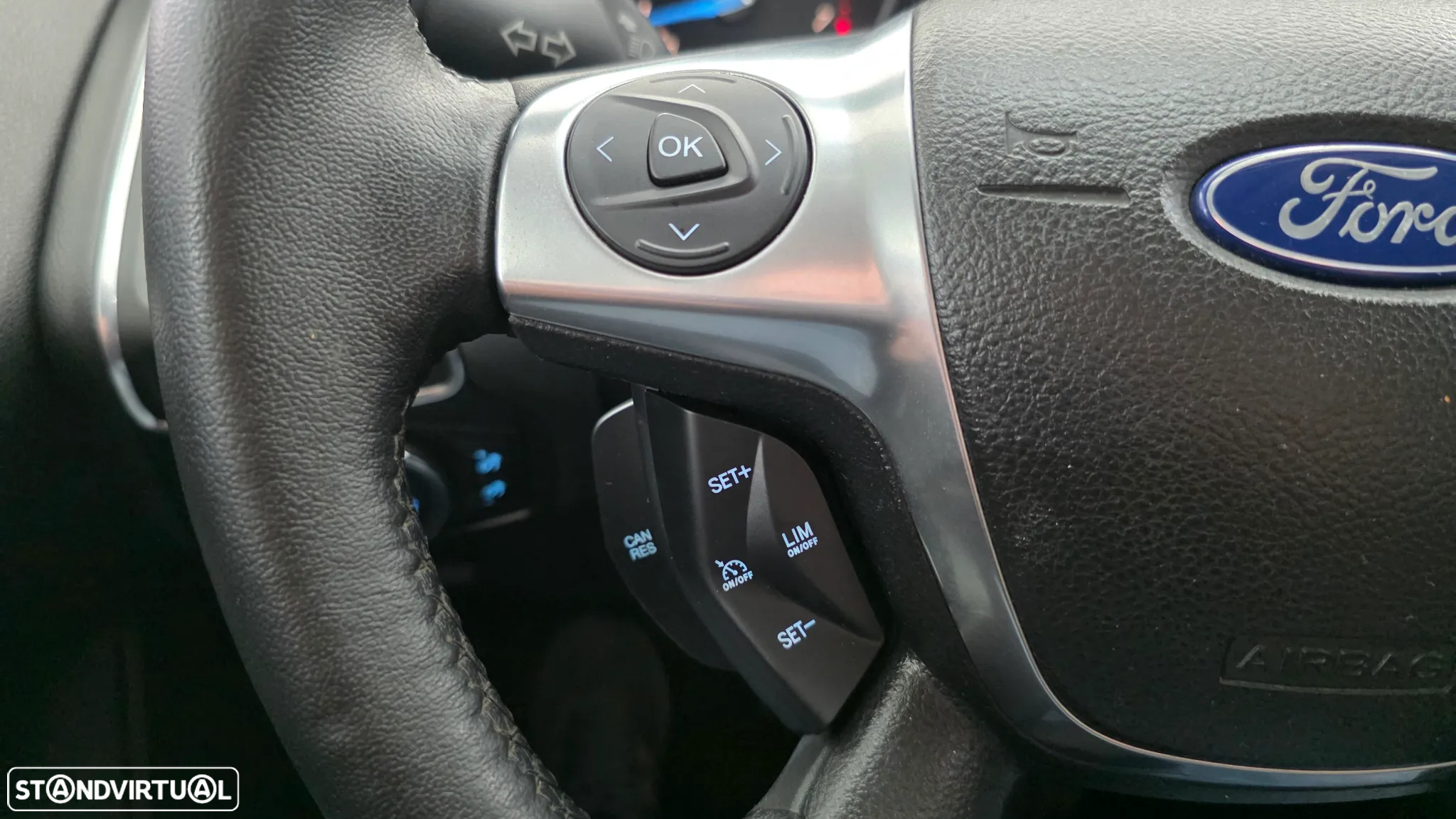 Ford Focus 1.0 SCTi Titanium - 26