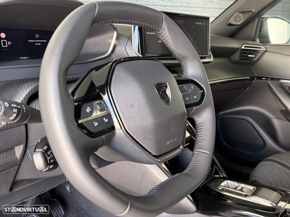 Peugeot e-2008 54 kWh Allure - 15