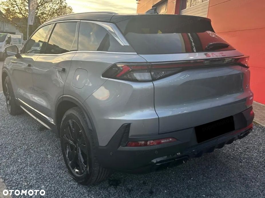 BAIC 7 1.5T Luxury DCT - 5