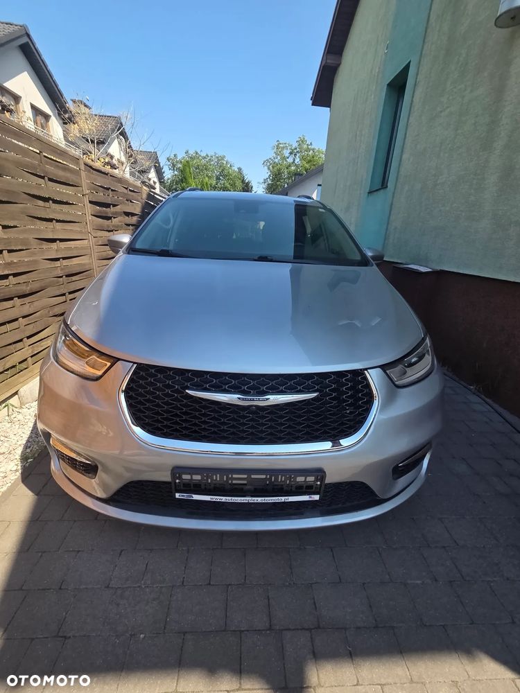 Chrysler Pacifica - 9