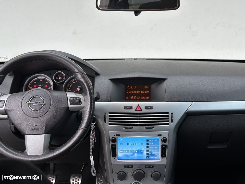 Opel Astra GTC 1.7 CDTi - 13